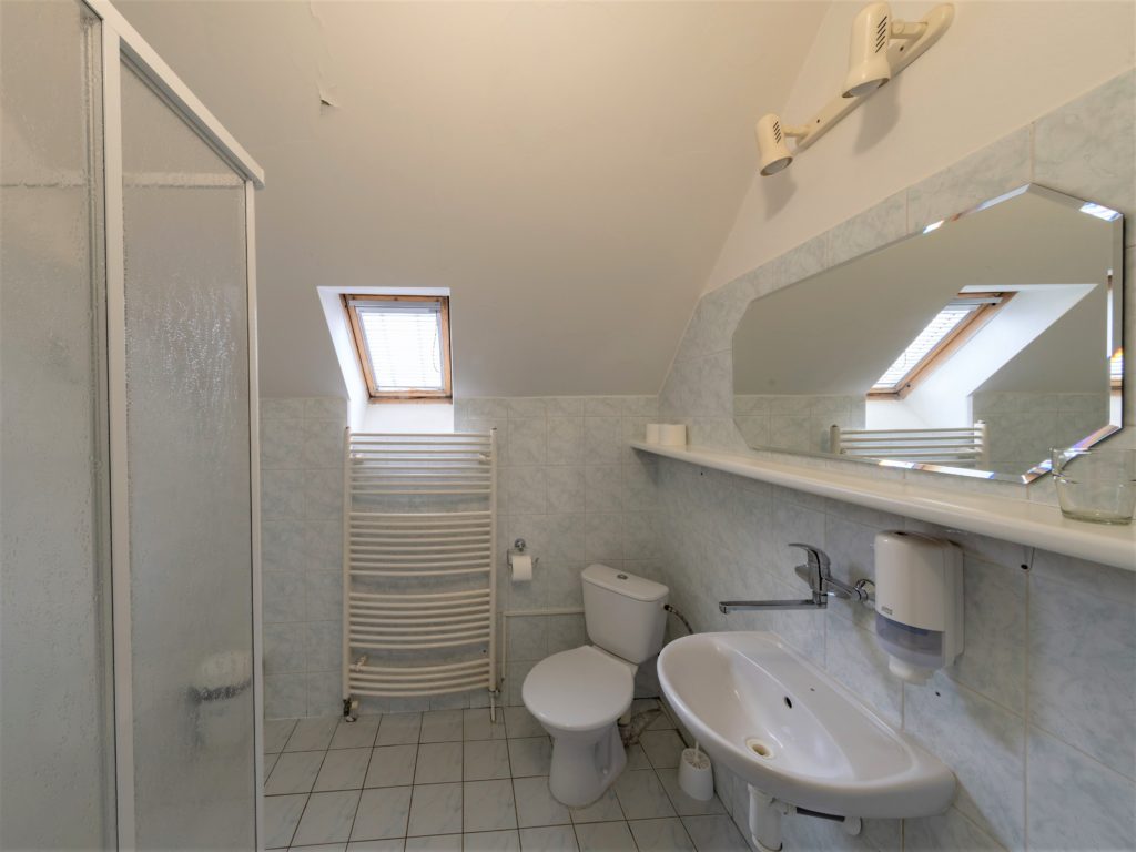 Koupelna s vybavením v Penzionu na Vysočině.